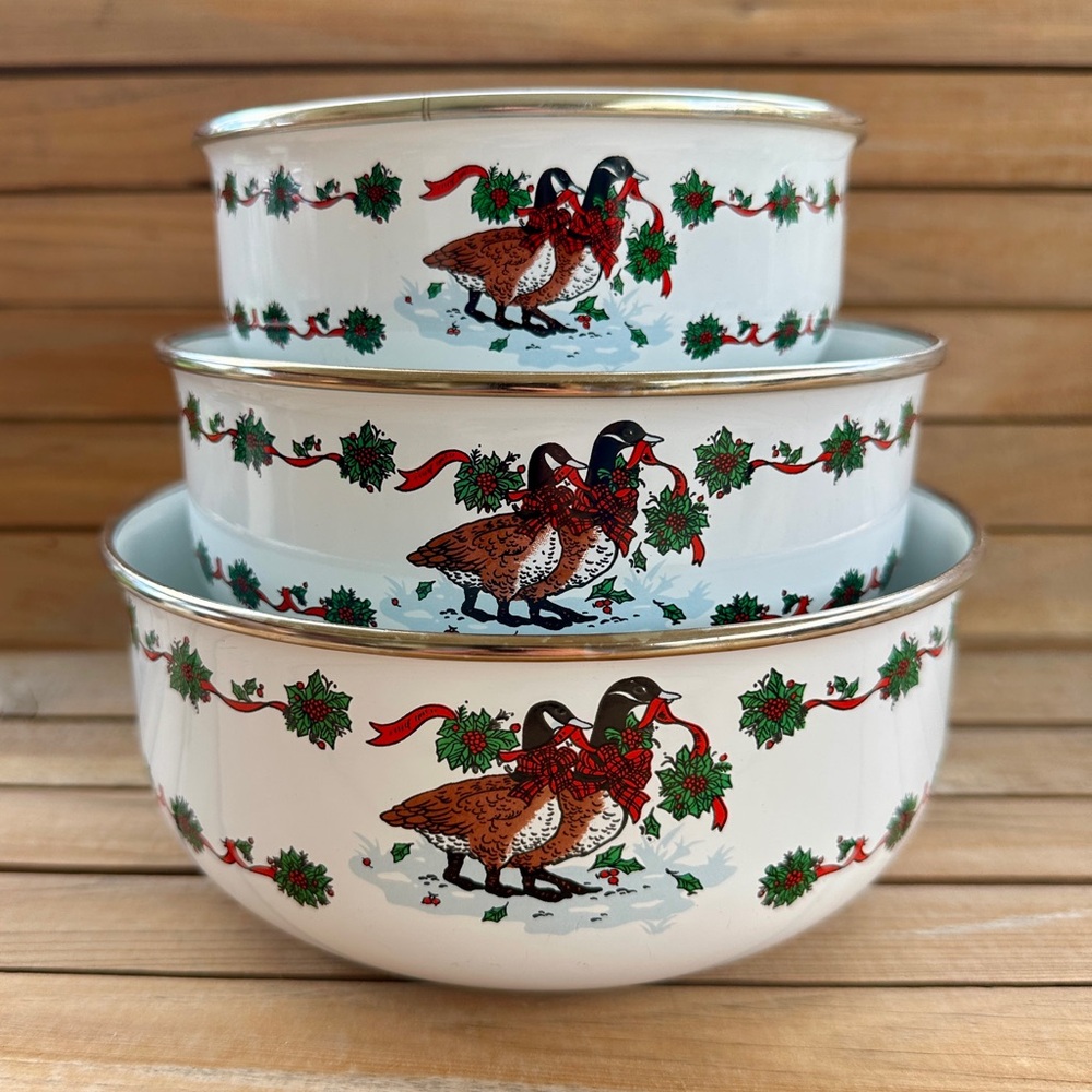 Vintage- Charles Wysocki Teleflora "Christmas Love" enamel bowl nesting set